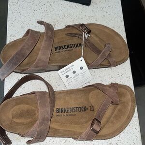 Women’s Birkenstock sandals brand new